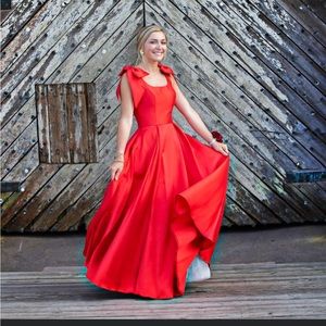 red jovani prom dress!!!